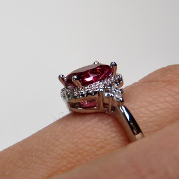 Zales Ruby & Cubic Zirconia Halo Sterling Silver Ring Size 7 SYNTHETIC - Picture 6 of 12